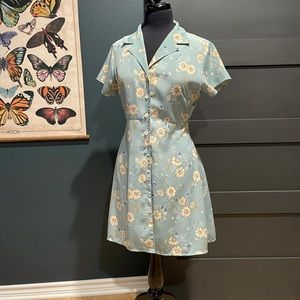 90s daisy dress